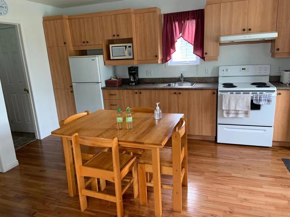 Motel & Chalets --Shefford-Waterloo- Habitation Forest Esterno foto