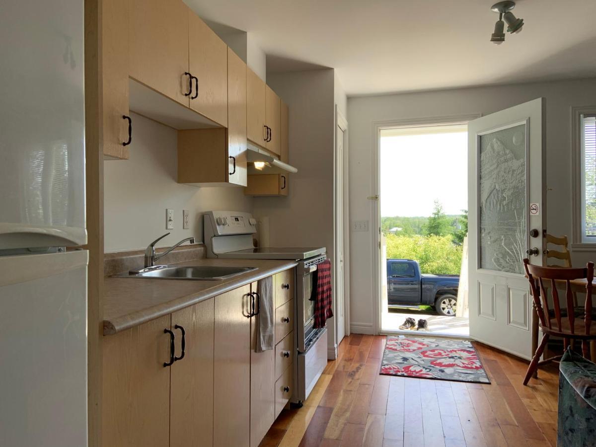 Motel & Chalets --Shefford-Waterloo- Habitation Forest Esterno foto