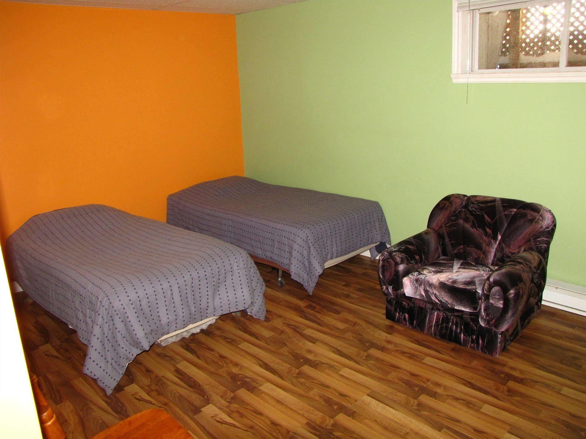 Motel & Chalets --Shefford-Waterloo- Habitation Forest Esterno foto
